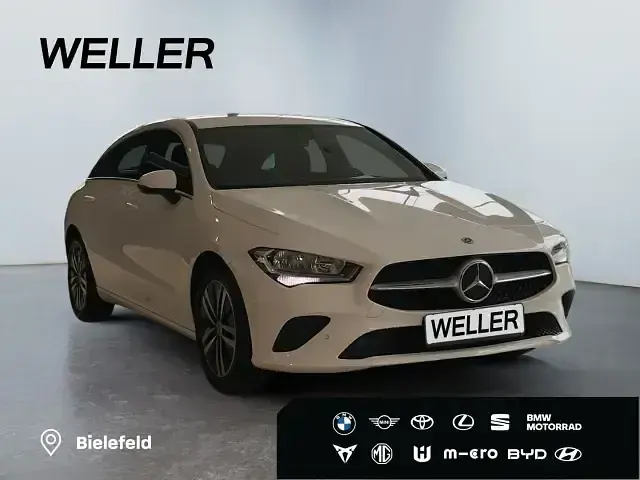 Gebraucht Mercedes CLA200 Shooting Brake 163 PS (119 kW) 2022 Andere Kombi