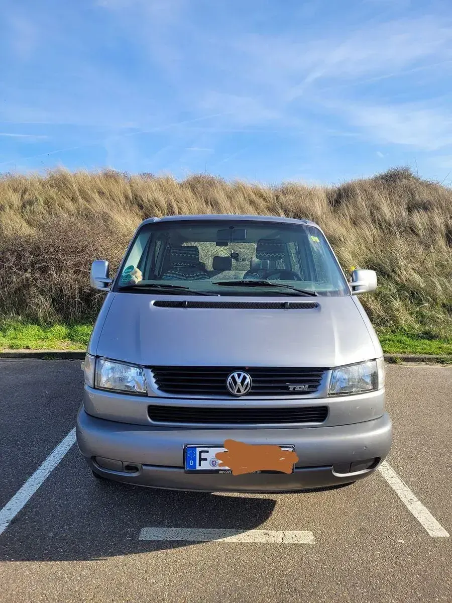 Gebraucht VW T4 101 PS (74 kW) 1998 Grau Van