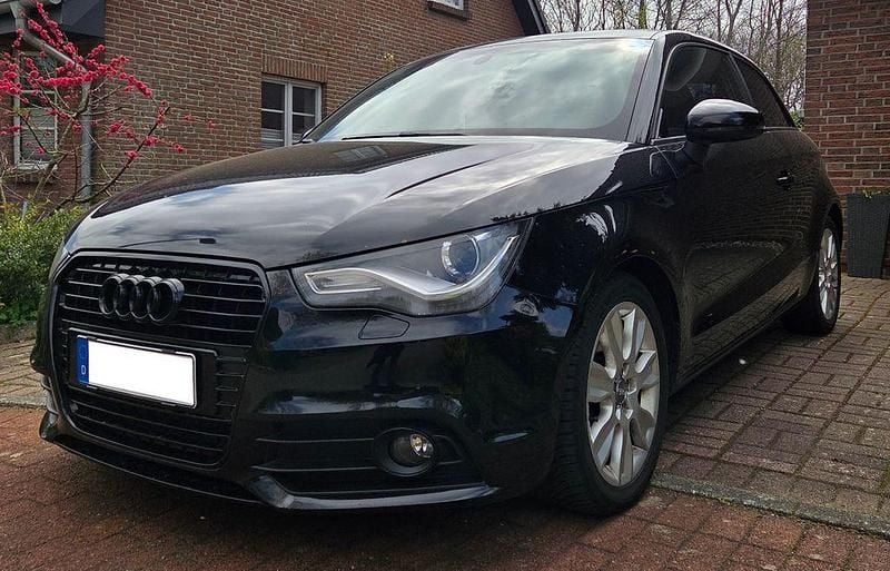 Second-hand Audi A1 Ambition 143 CP (105 kW) 2014 Negru Hatchback