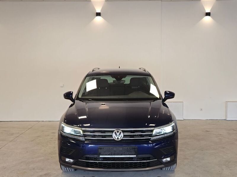 Blau Gebraucht 2019 VW Tiguan Highline SUV | 20.390 € (Superpreis) - Bild 1/4