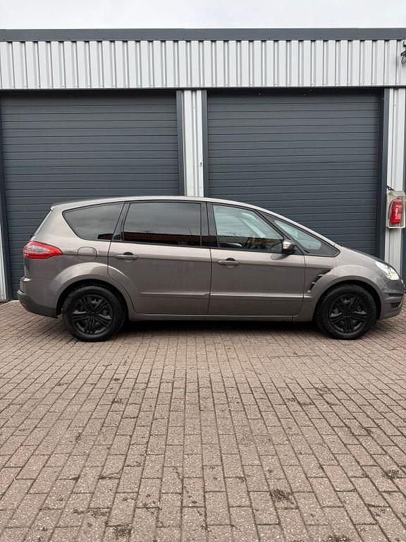 Gebraucht Ford S-MAX S 140 PS (102 kW) 2013 Van / Kleinbus