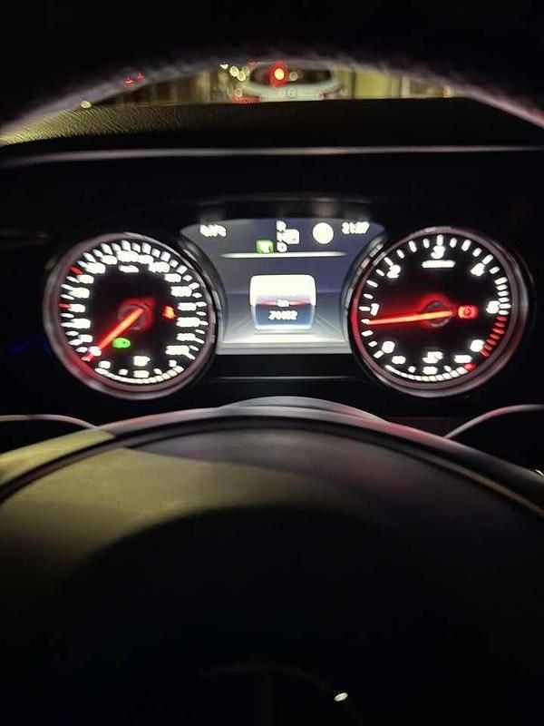 Gebraucht Mercedes E220 Avantgarde 170 PS (125 kW) 2018 Silber Kombi