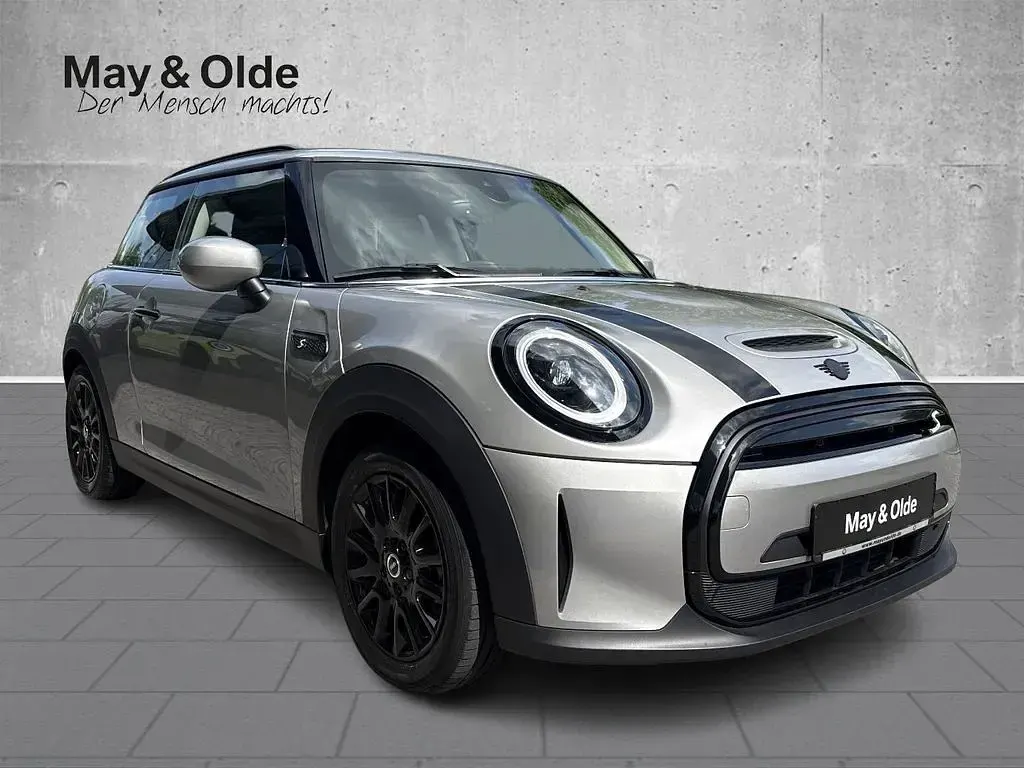 Gebraucht Mini Cooper SE 135 kW (184 PS) 2023 Silber Kleinwagen