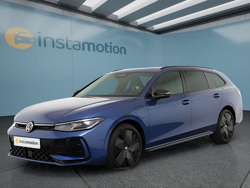 Blau Gebraucht 2024 VW Passat Kombi | 44.949 € (Fairer Preis) - Bild 1/4