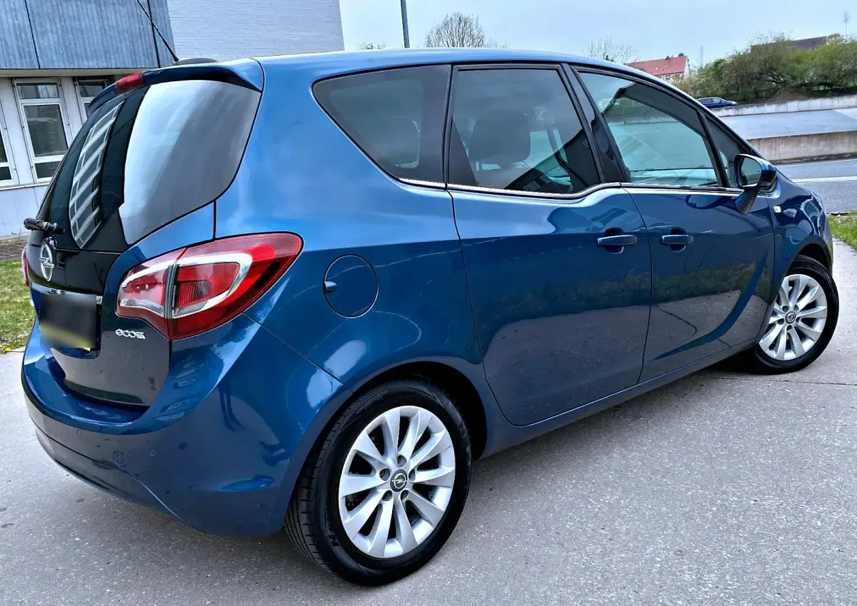 Gebraucht Opel Meriva Active 110 PS (80 kW) 2017 Blau Van / Kleinbus