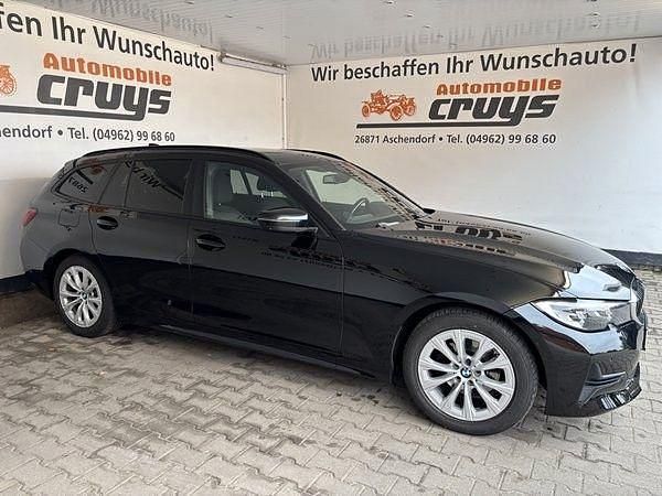 Gebraucht BMW 320 Advantage 190 PS (139 kW) 2020 Schwarz uni Kombi