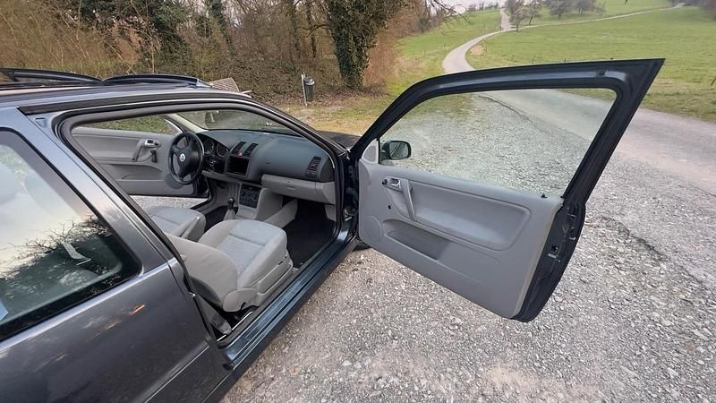 Gebraucht VW Polo 50 PS (36 kW) 2000 Grau Kleinwagen