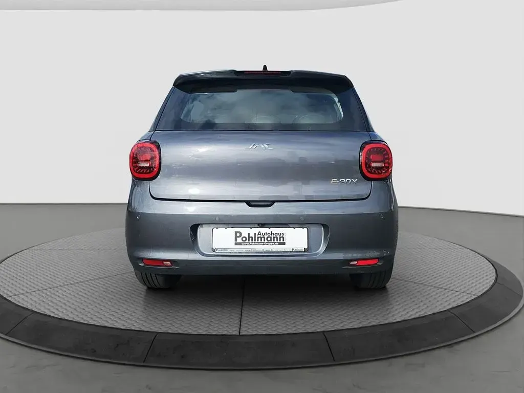 Neu JAC E30X 100 kW (136 PS) 2026 Grau Kleinwagen
