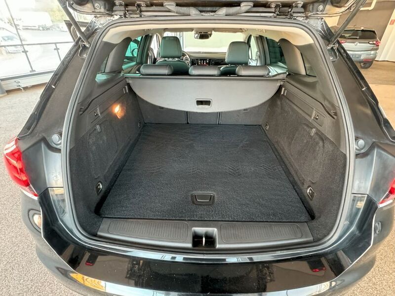 Gebraucht Opel Astra Innovation 136 PS (100 kW) 2019 Schwarz Kombi