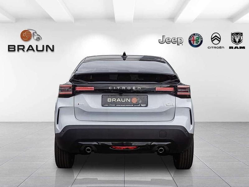 Gebraucht Citroën C4 145 PS (106 kW) 2025 Okenitweiß Limousine