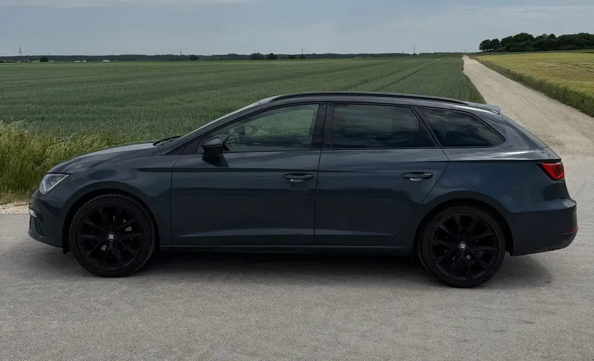 Gebraucht Seat Leon ST FR 131 PS (96 kW) 2019 Grau Kombi