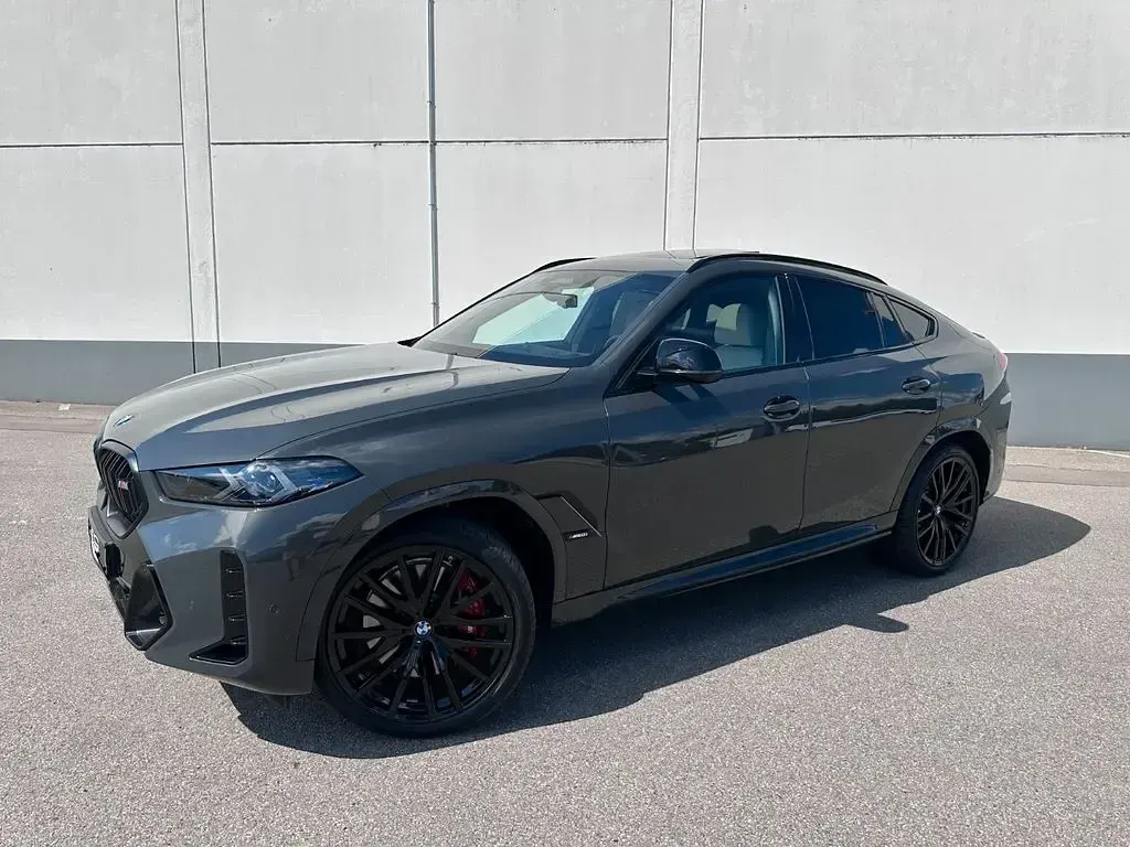 Gebraucht BMW X6 M Sport 530 PS (389 kW) 2025 Grau SUV
