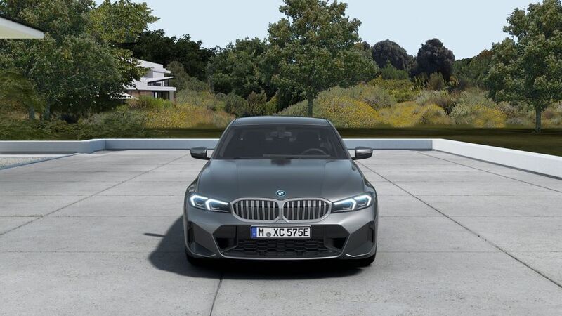 Grau Neu 2025 BMW 330e Limousine | 55.969 € (Guter Preis) - Bild 1/4