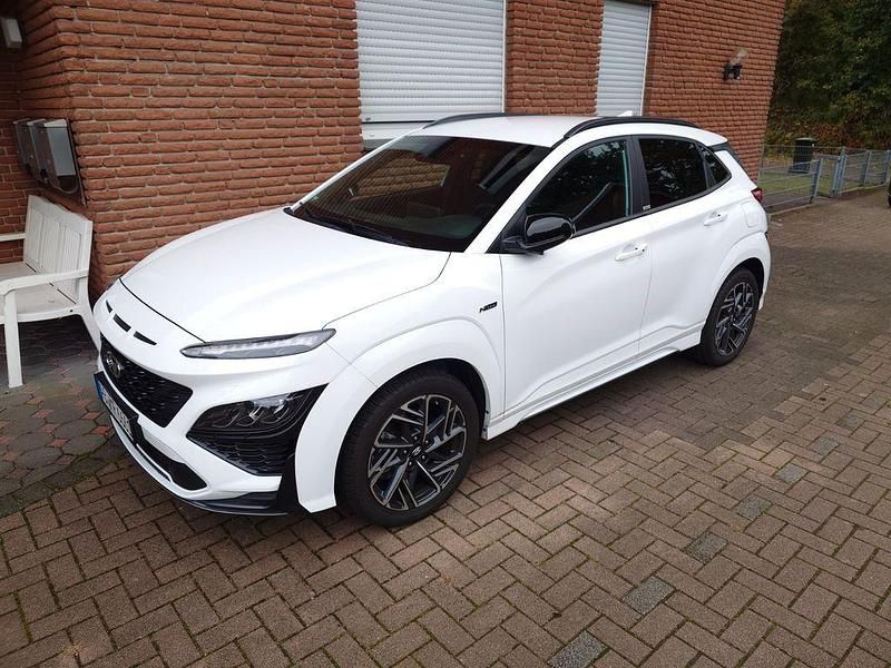 Weiß Gebraucht 2021 Hyundai Kona N Line SUV | 19.500 € (Fairer Preis) - Bild 1/4