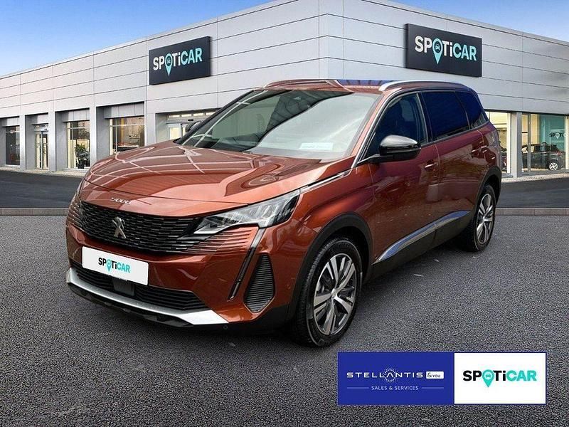 Schwarzlackierung (metallic) Gebraucht 2023 Peugeot 5008 Allure Van / Kleinbus | 23.990 € (Superpreis) - Bild 1/4
