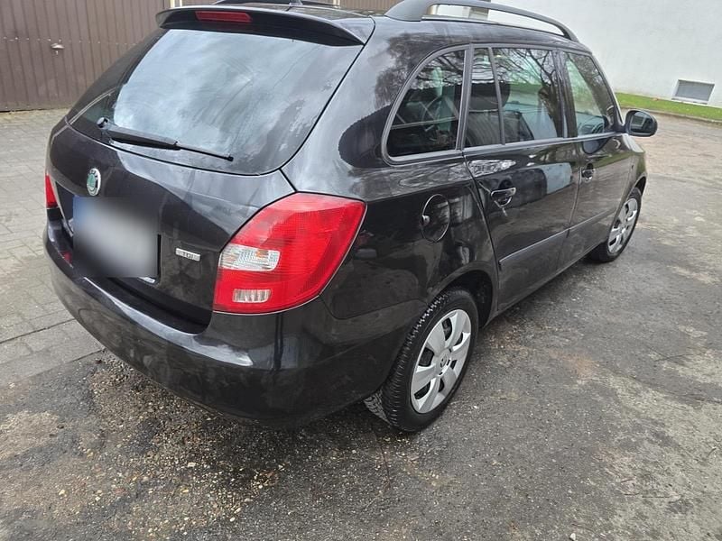Gebraucht Skoda Fabia 90 PS (66 kW) 2015 Schwarz Kombi