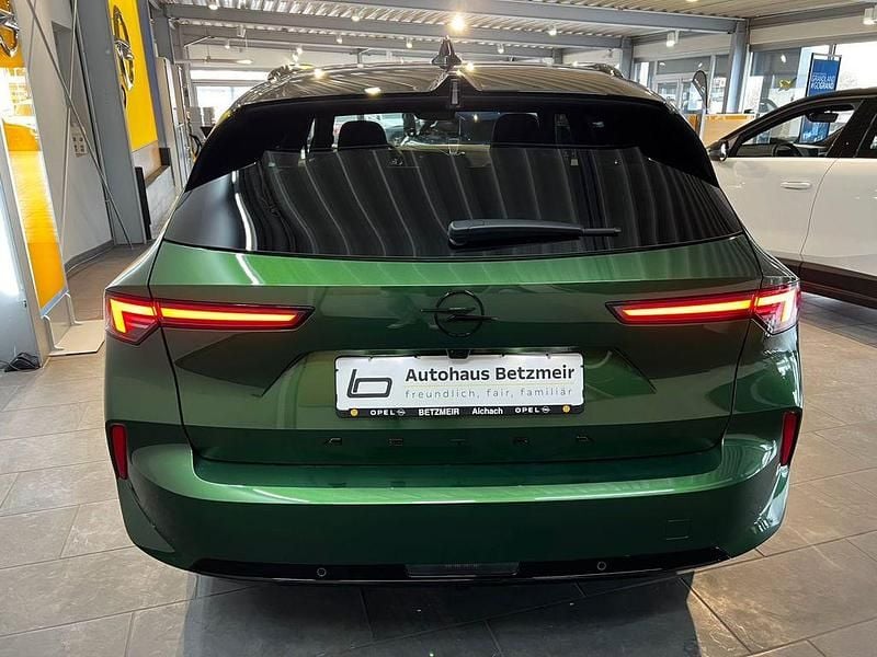 Neu Opel Astra Ultimate 114 kW (156 PS) 2026 Grün Limousine