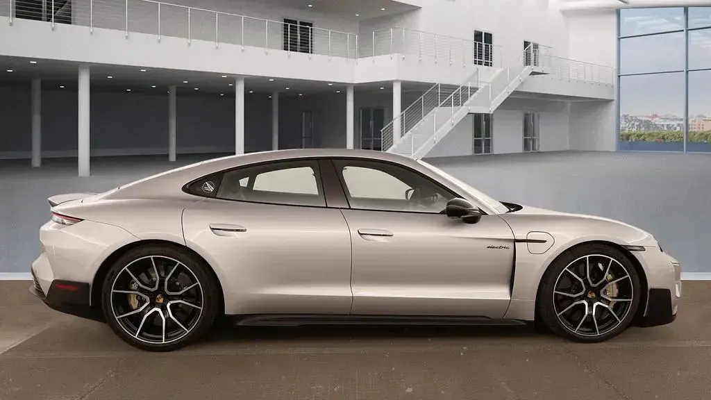 Gebraucht Porsche Taycan Turbo GT 2025 Silber Limousine