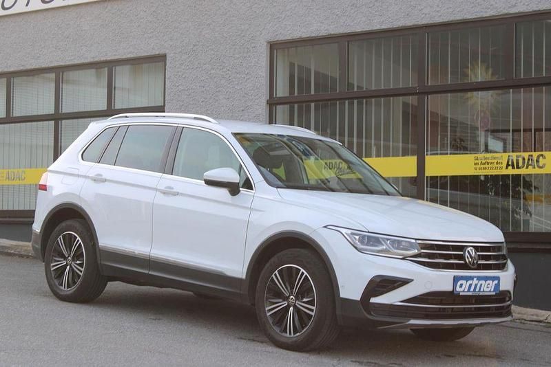 Gebraucht VW Tiguan Elegance 150 PS (110 kW) 2022 Weiß SUV