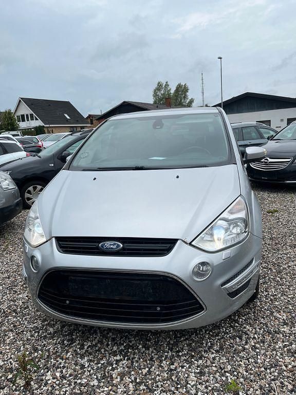 Gebraucht Ford S-MAX Titanium 203 PS (149 kW) 2010 Silber Van / Kleinbus