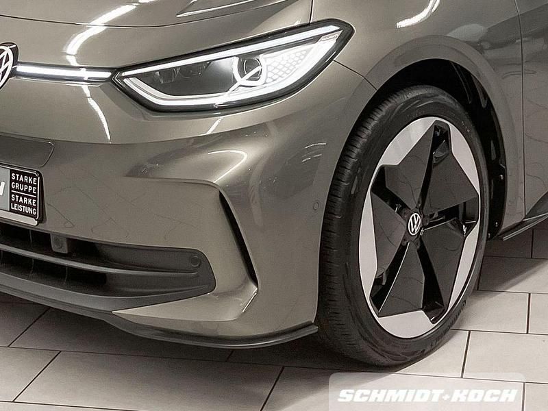 Gebraucht VW ID.3 Pro 150 kW (204 PS) 2023 Grün Kleinwagen