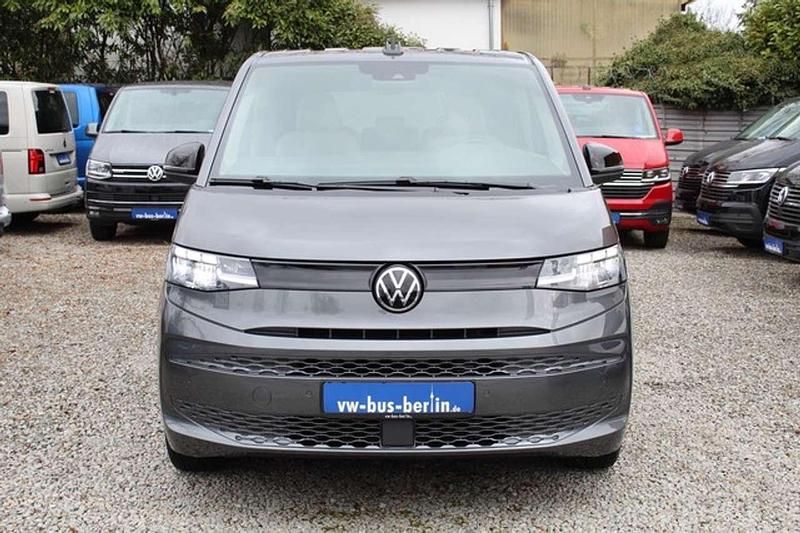 Gebraucht VW Multivan 150 PS (110 kW) 2024 Grau Van