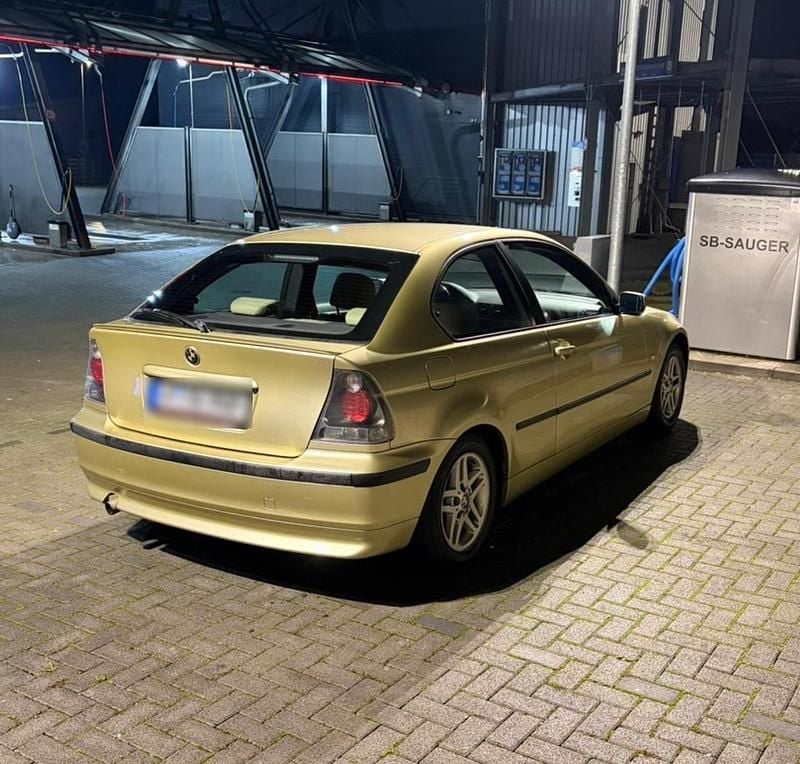 Gebraucht BMW 316 115 PS (84 kW) 2001 Kleinwagen