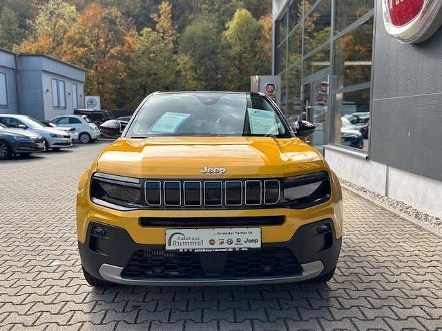 Neu Jeep Avenger Summit 110 PS (80 kW) 2025 Gelb SUV