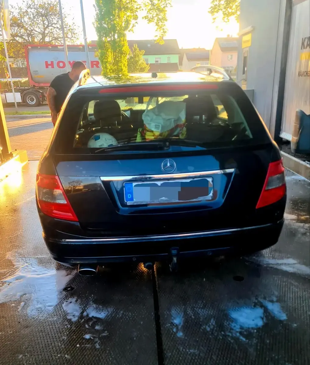Gebraucht Mercedes C220 170 PS (125 kW) 2011 Schwarz Kombi