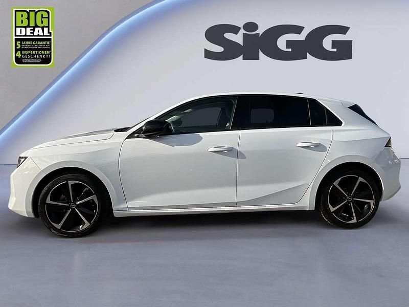 Gebraucht Opel Astra Elegance 110 PS (80 kW) 2023 Lack weiss banquise/typ aussen Limousine