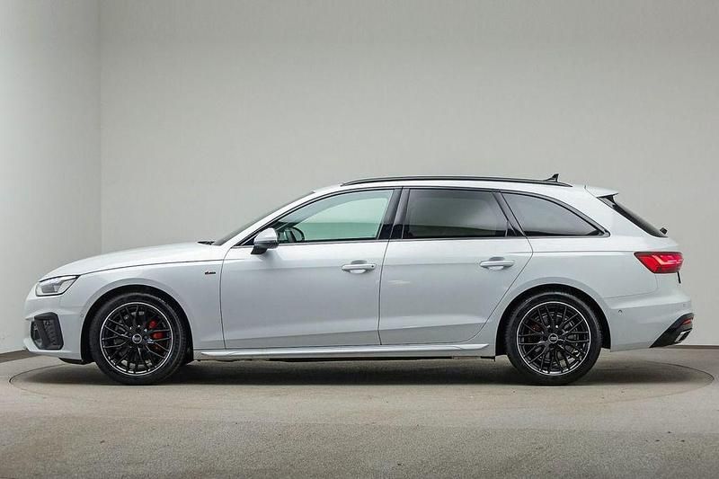 Gebraucht Audi A4 S-Line 204 PS (150 kW) 2024 Gletscherweiß metallic Kombi