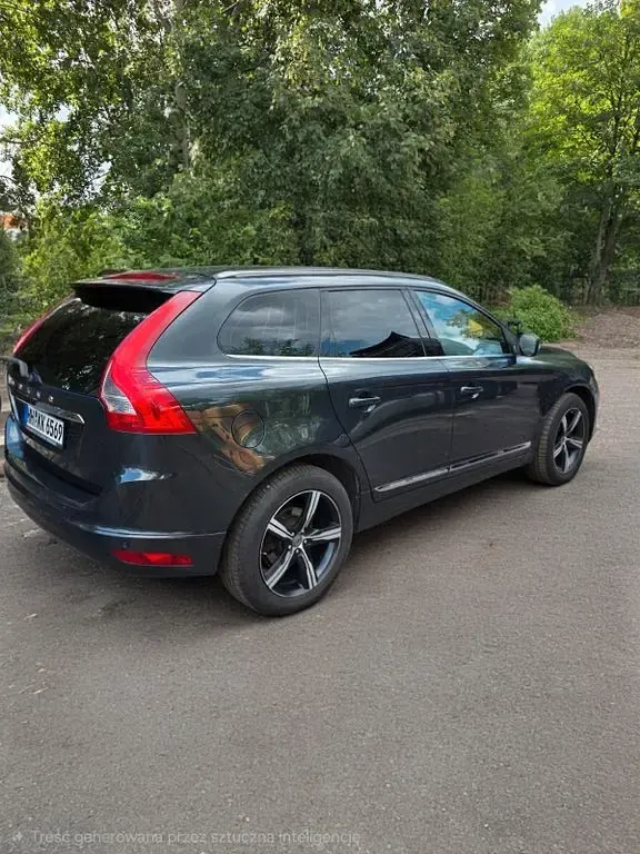 Gebraucht Volvo XC60 Momentum 215 PS (158 kW) 2014 Grau SUV