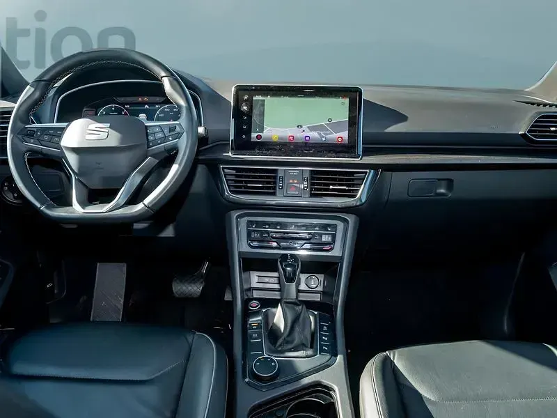 Używany Seat Tarraco 150 KM (110 kW) 2022 Czerwony SUV