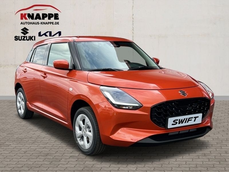 Gebraucht Suzuki Swift Comfort 83 PS (61 kW) 2024 Orange Kleinwagen