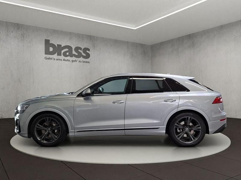 Gebraucht Audi Q8 Ambiente 231 PS (169 kW) 2025 Satellitsilber metallic SUV