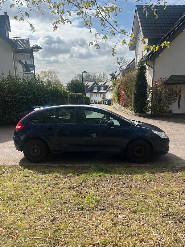 Gebraucht Citroën C4 64 PS (47 kW) 2008 Blau Coupé