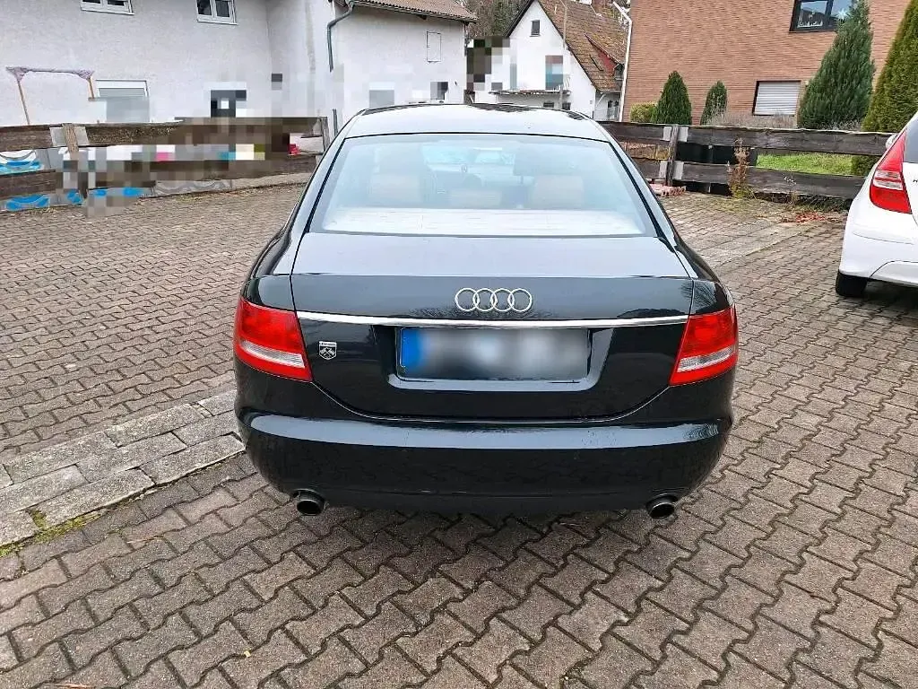 Używany Audi A6 177 KM (130 kW) 2004 Czarny Sedan/Limuzyna