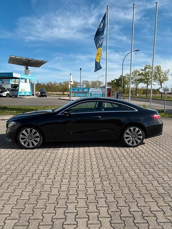 Occasion Mercedes E200 Avantgarde 185 ch (136 kW) 2016 Noir Coupé