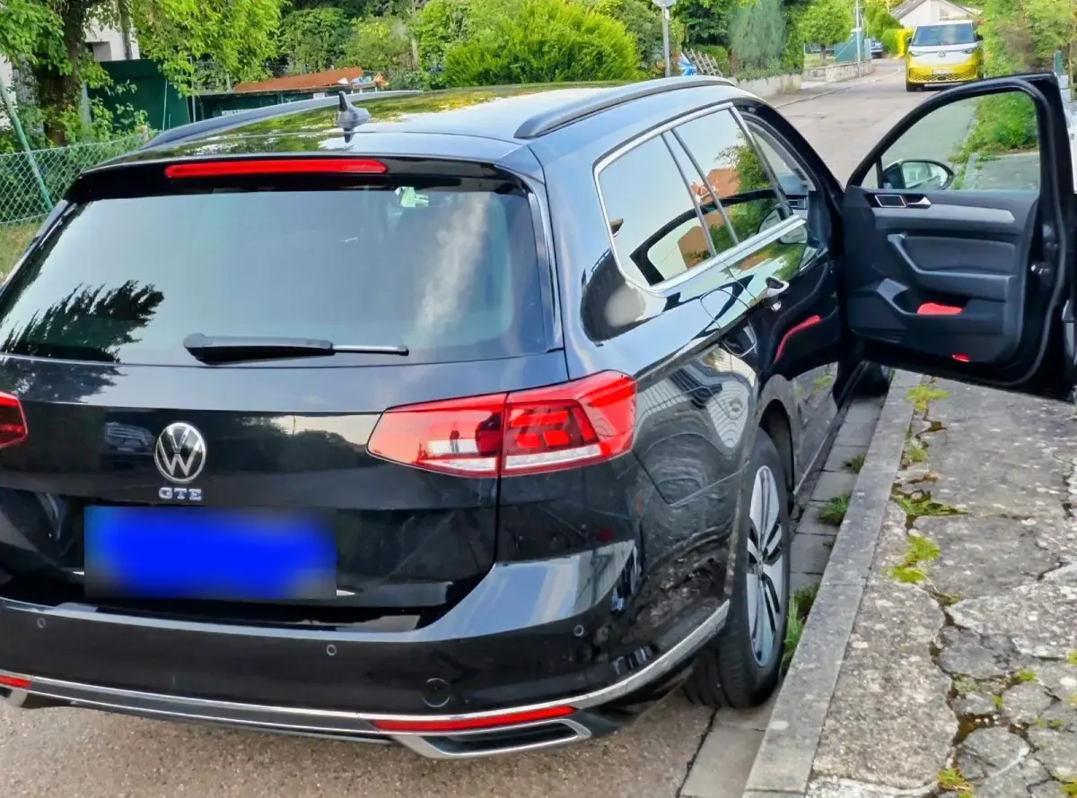 Gebraucht VW Passat GTE 218 PS (160 kW) 2021 Schwarz Kombi