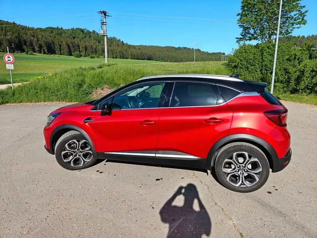 Gebraucht Renault Captur Techno 140 PS (102 kW) 2021 Rot SUV