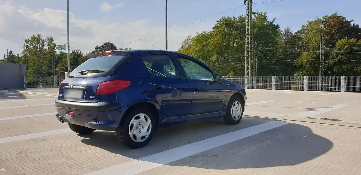 Gebraucht Peugeot 206 60 PS (44 kW) 1999 Blau Kleinwagen