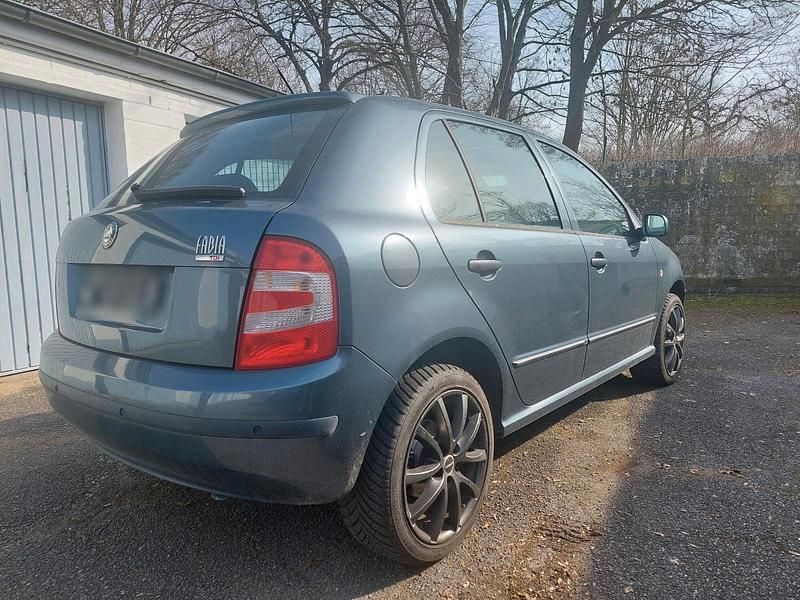 Gebraucht Skoda Fabia 101 PS (74 kW) 2006 Grau Kleinwagen