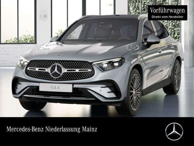Polarweiß Gebraucht 2024 Mercedes GLC200 AMG SUV | 60.980 € (Teuer) - Bild 1/4