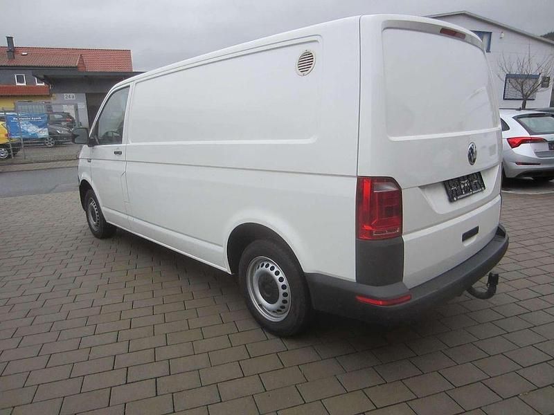 Gebraucht VW Transporter 150 PS (110 kW) 2018 Weiß Van