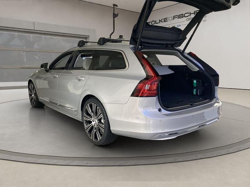 Gebraucht Volvo V90 Plus 197 PS (144 kW) 2025 Silber Kombi