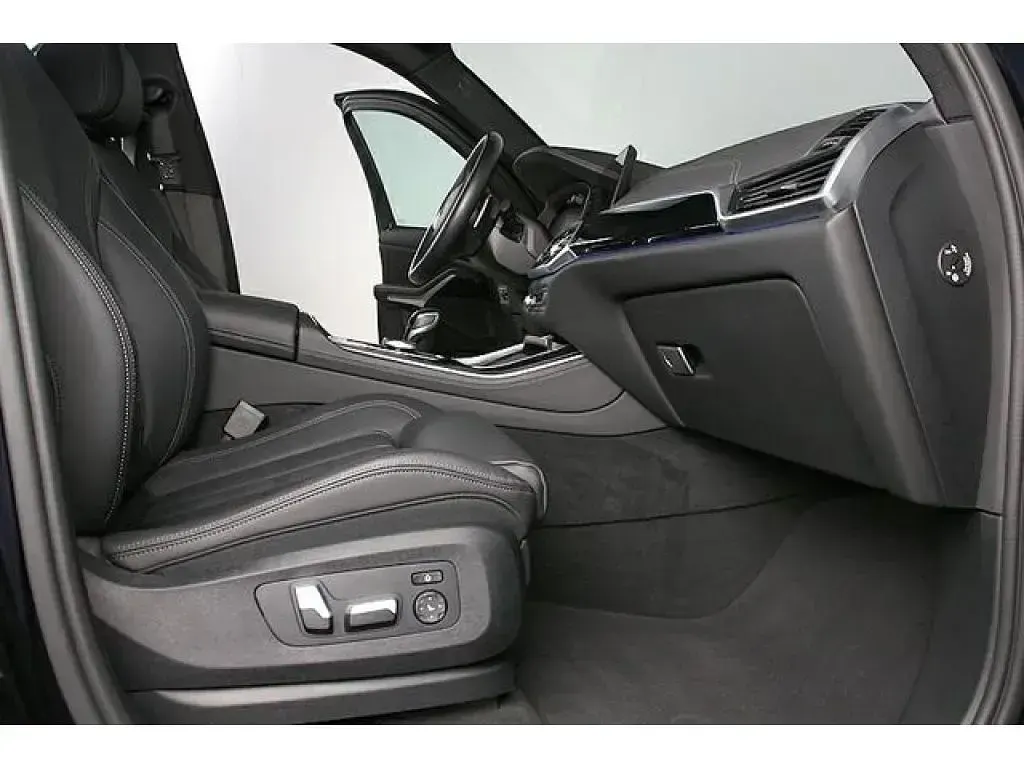 Używany BMW X5 530 KM (389 kW) 2021 Szary SUV