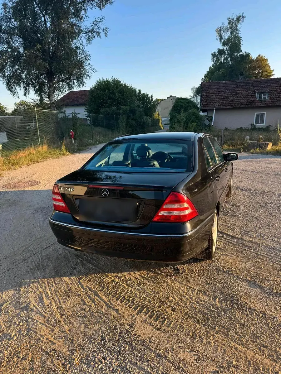 Gebraucht Mercedes C240 170 PS (125 kW) 2005 Schwarz Limousine