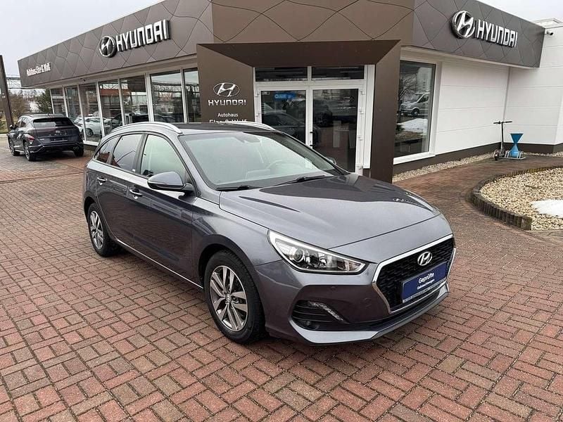 Gebraucht Hyundai i30 Trend 140 PS (102 kW) 2020 Micron grey Kombi