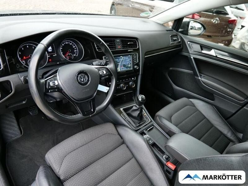 Gebraucht VW Golf VII Highline 125 PS (91 kW) 2018 Grau Kombi