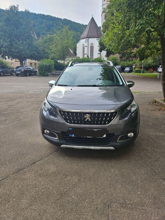 Grau Gebraucht 2018 Peugeot 2008 Style SUV | 6.750 € (Superpreis) - Bild 1/4